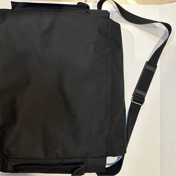 Crop In Style Scrapbooking Organizer Tote - Picture 8 of 9